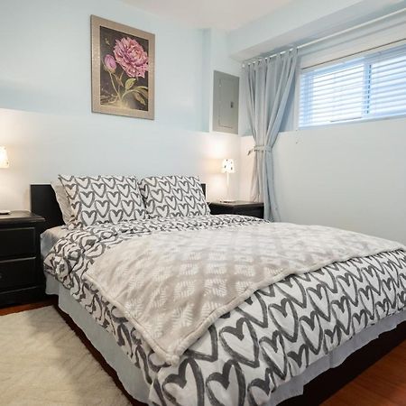 Adorable 1-bedroom suit with independent entrance New Westminster Buitenkant foto