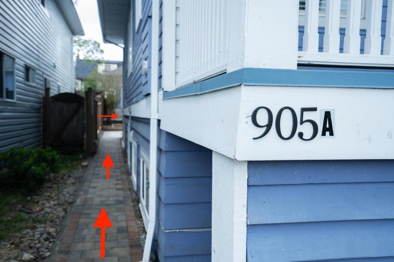 Adorable 1-bedroom suit with independent entrance New Westminster Buitenkant foto